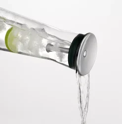 Karaffe mit Edelstahlkippgießer SIMAX