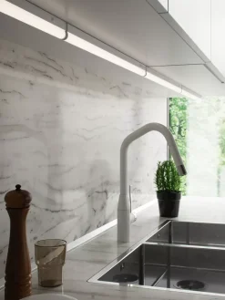 LED-Unterbauleuchte Latona