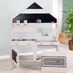 Outdoor Spiel- und Matschküche