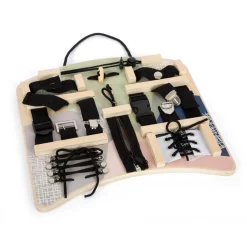 Small Foot Motorikbrett mit Verschlüsse und Befestigung