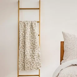 s.Oliver Jacquard Decke s.Oliver